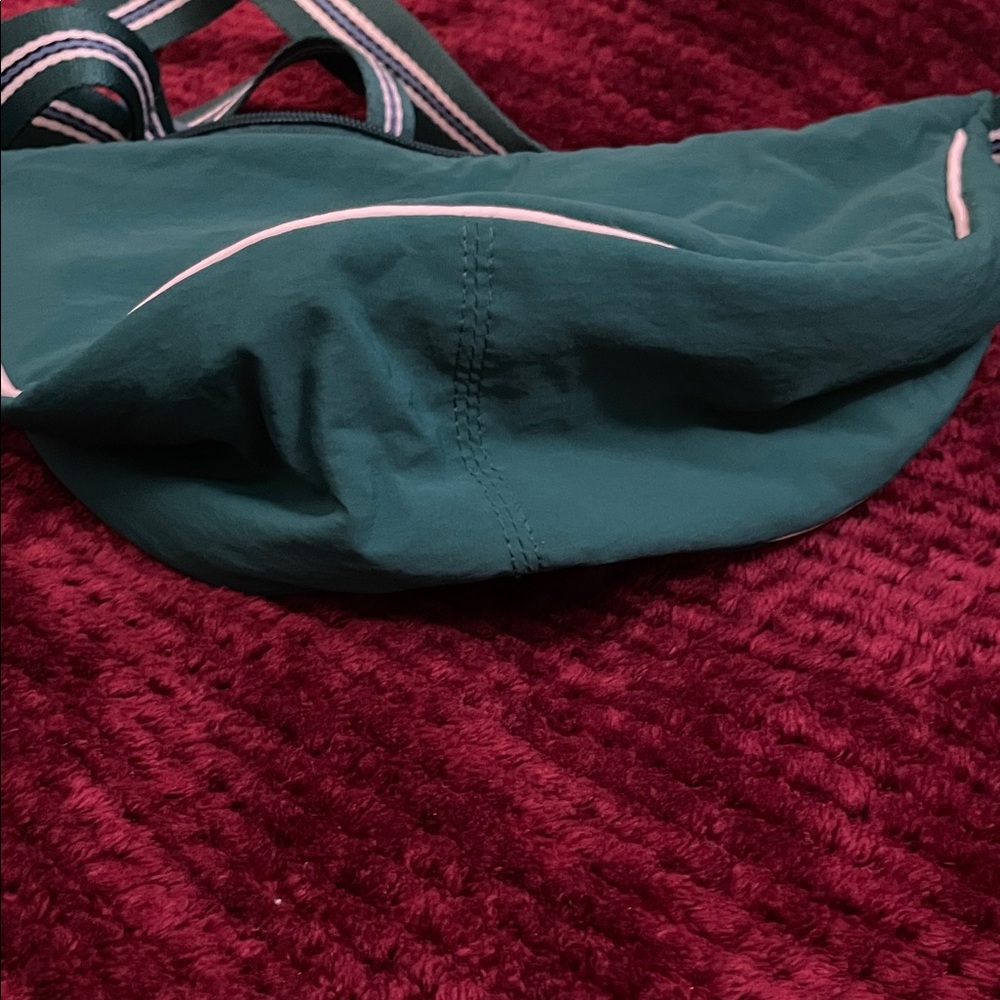 Uniqlo Dark Green Crossbody Bag - Picture 4 of 11